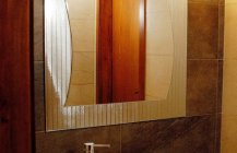 Строгий и креативный дизайн ванной комнаты